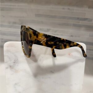 Tory Burch Sunglasses Women's Butterfly Tortoise 52mm NEW!